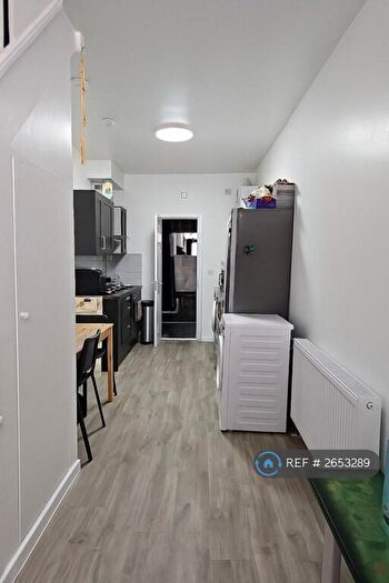 2 Bedroom Flat To Rent In Station Parade, Barking, IG11