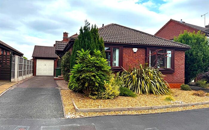 3 Bedroom Detached Bungalow For Sale In Larkspur Road, Worcester, WR5