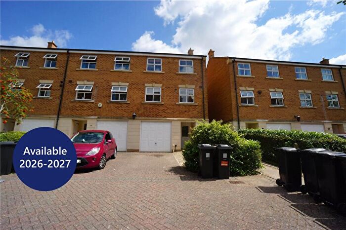 6 Bedroom End Of Terrace House To Rent In Paxton, Stoke Park, Stapleton, Bristol, BS16