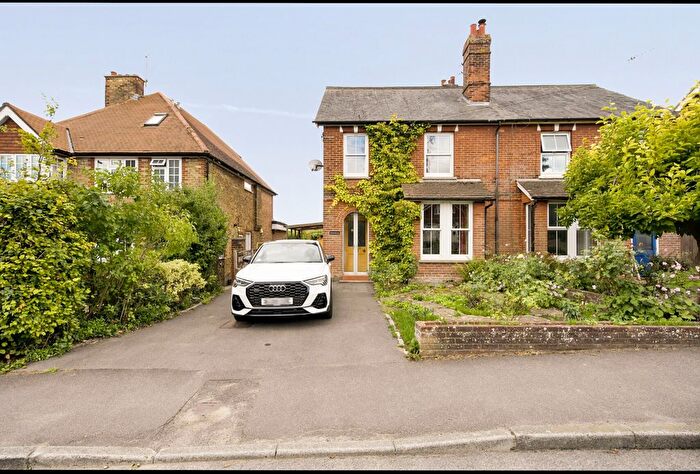 4 Bedroom Semi-Detached House For Sale In West End, Kemsing, Sevenoaks, Kent, TN15
