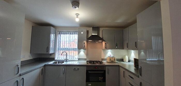 2 Bedroom Flat To Rent In Mistle Court, Tile Hill, Coventry, CV4