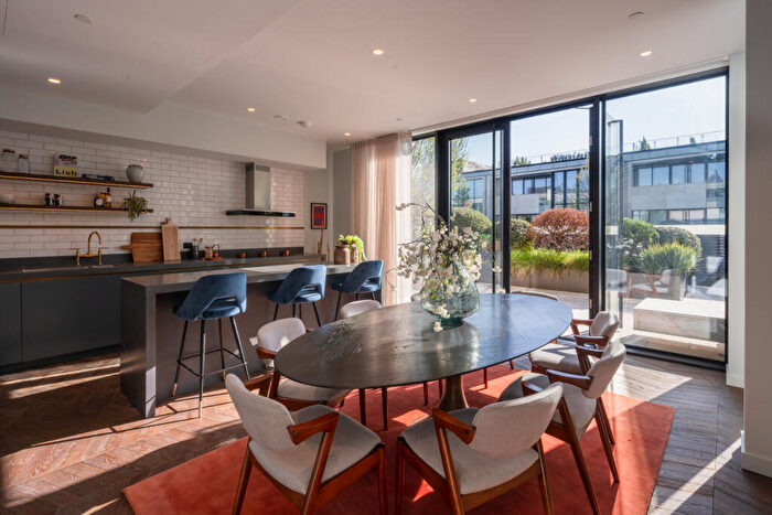 3 Bedroom Apartment For Sale In Boiler House Square, Battersea Power Station, SW11