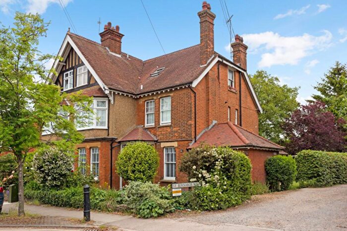 2 Bedroom Maisonette To Rent In Carlisle Avenue, St. Albans, Hertfordshire, AL3