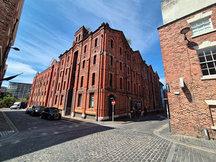 2 Bedroom Flat For Sale In Henry Street, Liverpool, L1