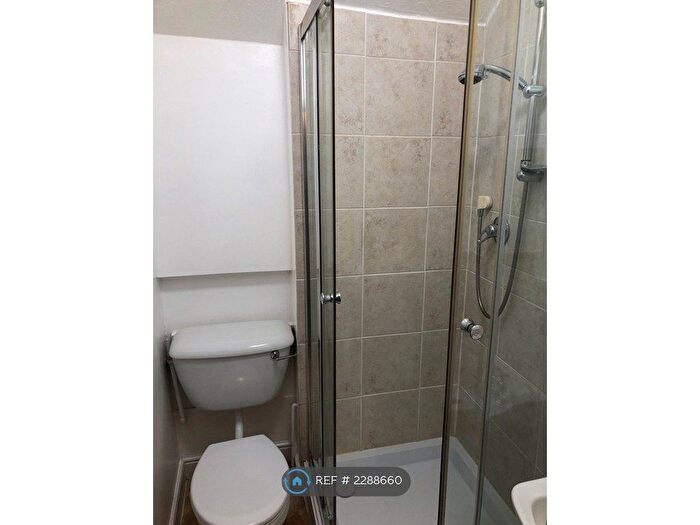 1 Bedroom Flat To Rent In Braddons Hill Road East, Torquay, TQ1