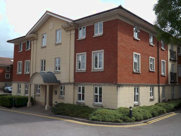 2 Bedroom Flat To Rent In Springly Court, Kingswood, BS15