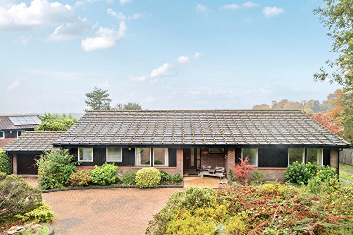 4 Bedroom Bungalow For Sale In Westview Road, Warlingham, CR6