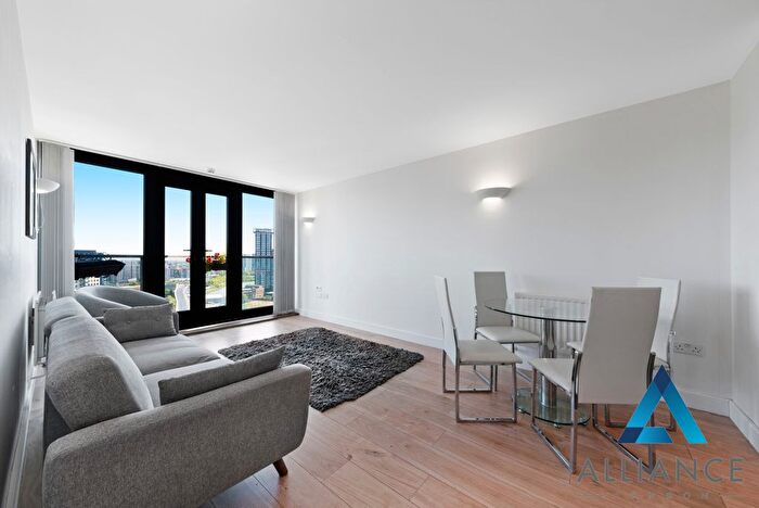 1 Bedroom Flat To Rent In Blackwall Way, London, E14