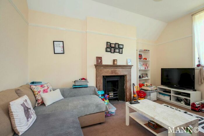 2 Bedroom Flat To Rent In Sydenham Hill, Sydenham, SE26