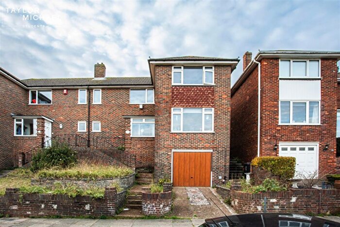 7 Bedroom Semi Detached House To Rent In Isfield Road, Brighton, BN1