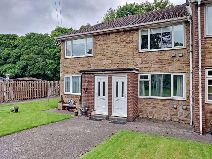 2 Bedroom Flat To Rent In Denby Dale Road, Wakefield, WF2