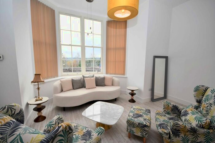 2 Bedroom Flat To Rent In Great Glen Place, Inverness IV3