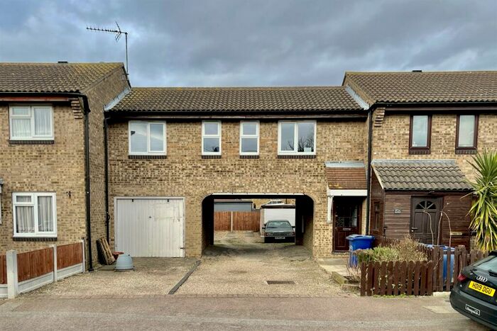 1 Bedroom Maisonette To Rent In Fielding Avenue, Tilbury, RM18