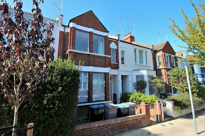 2 Bedroom Flat To Rent In Riffel Road, London, NW2