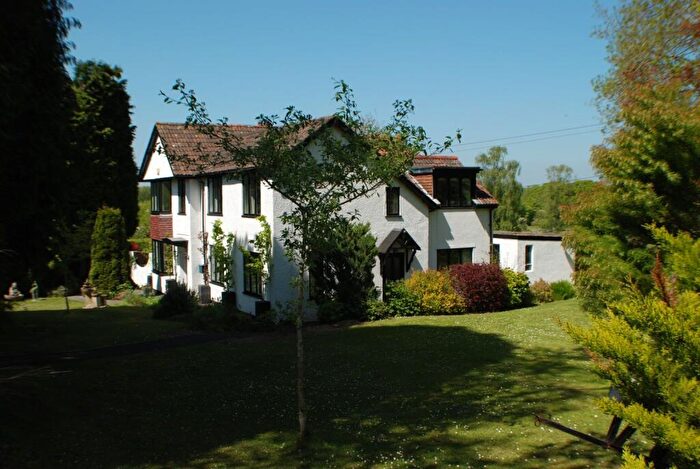 6 Bedroom Detached House To Rent In Bridgwater Road, Winscombe, BS25