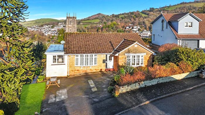 3 Bedroom Bungalow For Sale In Knowle Gardens, Combe Martin, Devon, EX34