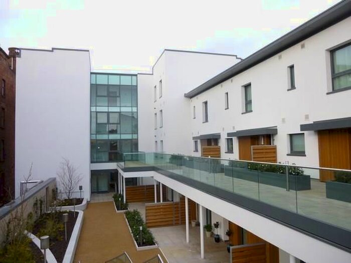 2 Bedroom Flat To Rent In Bath Street, Glasgow, G2
