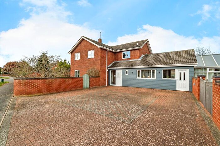 5 Bedroom Detached House For Sale In The Shires, Lowestoft, NR32