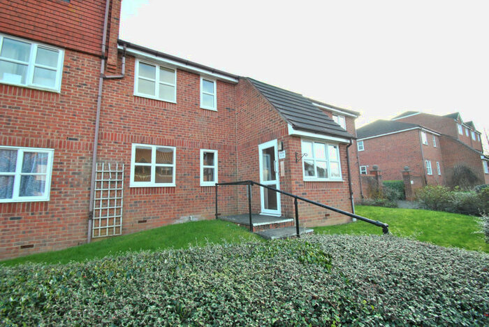 1 Bedroom Flat To Rent In Marmet Avenue, Letchworth Garden City, SG6