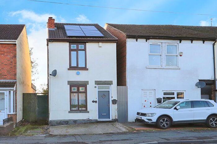 2 Bedroom Detached House For Sale In Bushbury Road, Fallings Park, Wolverhampton, WV10