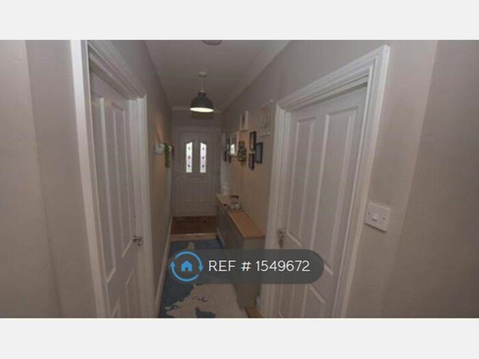 2 Bedroom Flat To Rent In Birchwood Avenue, Newcastle Upon Tyne, NE7