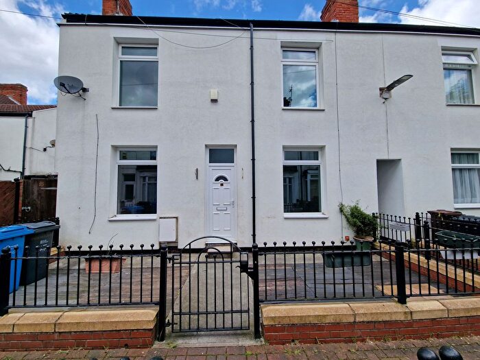 2 Bedroom Terraced House To Rent In Cadogan Grove, Cadogan Street, Hull, Yorkshire, HU3