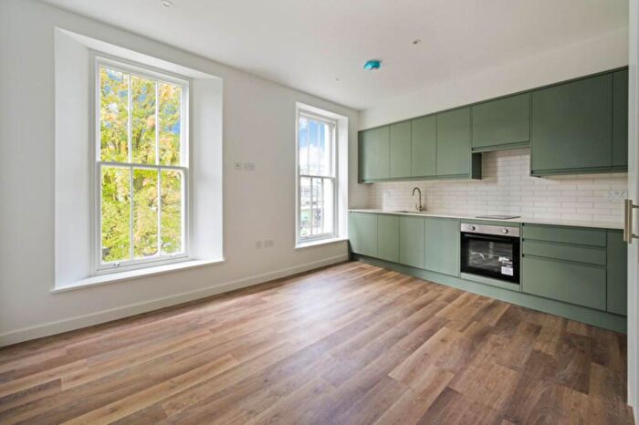 Studio To Rent In Chalk Farm Rd, London, NW1