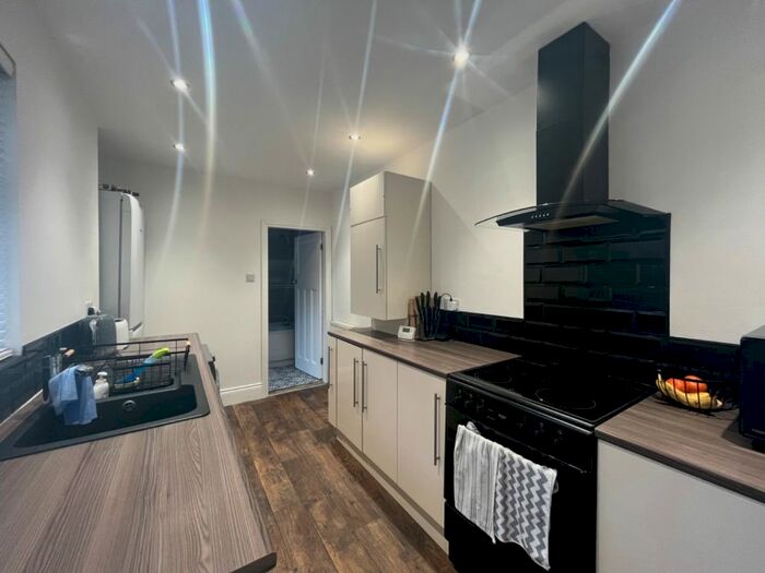 2 Bedroom Flat To Rent In Hepscott Terrace, South Shields, NE33