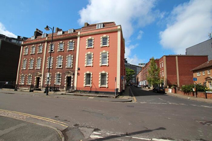 2 Bedroom Flat To Rent In Cumberland St - St Pauls, BS2