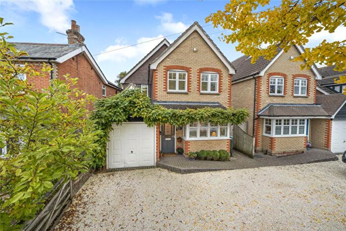 4 Bedroom Detached House For Sale In Benner Lane, West End, Woking, Surrey, GU24