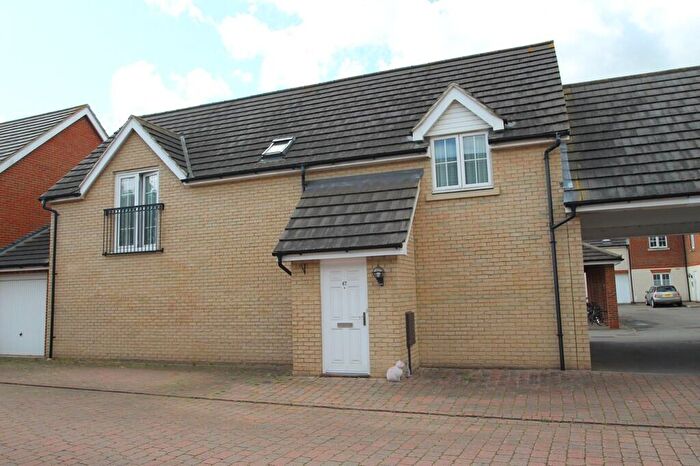 2 Bedroom Maisonette To Rent In Baden Powell Close, Great Baddow, Chelmsford, CM2
