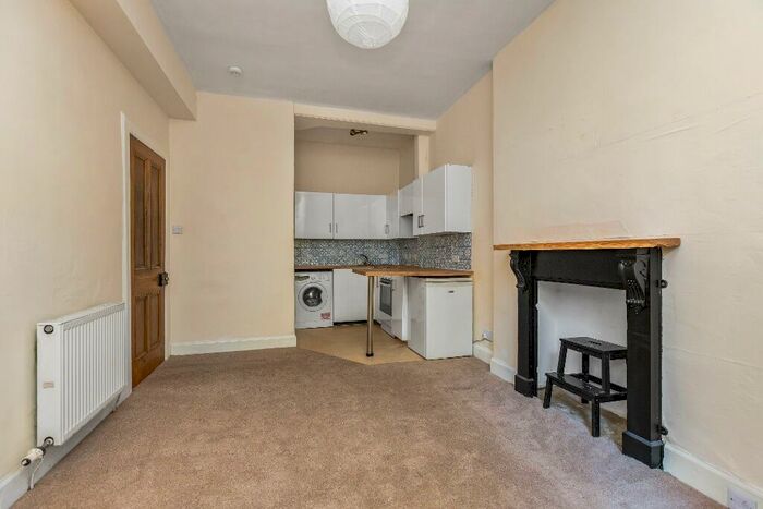 1 Bedroom Flat To Rent In Stewart Terrace, Gorgie, Edinburgh, EH11