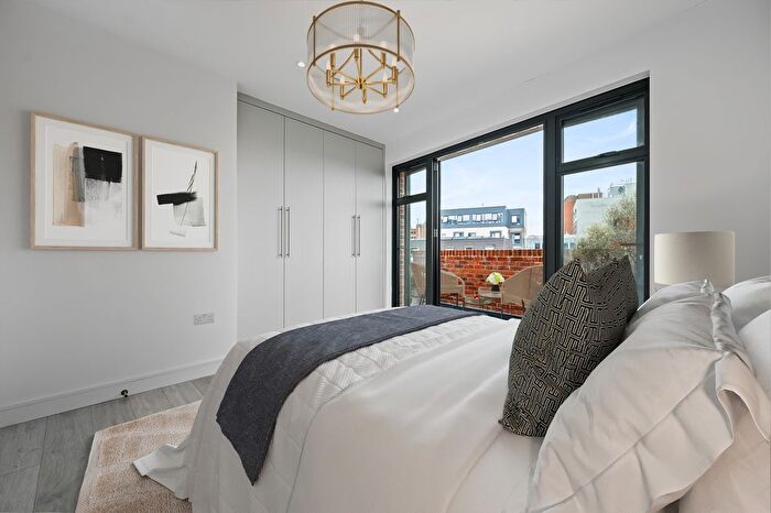 2 Bedroom Flat To Rent In Station Road, Harrow, Greater London, HA1