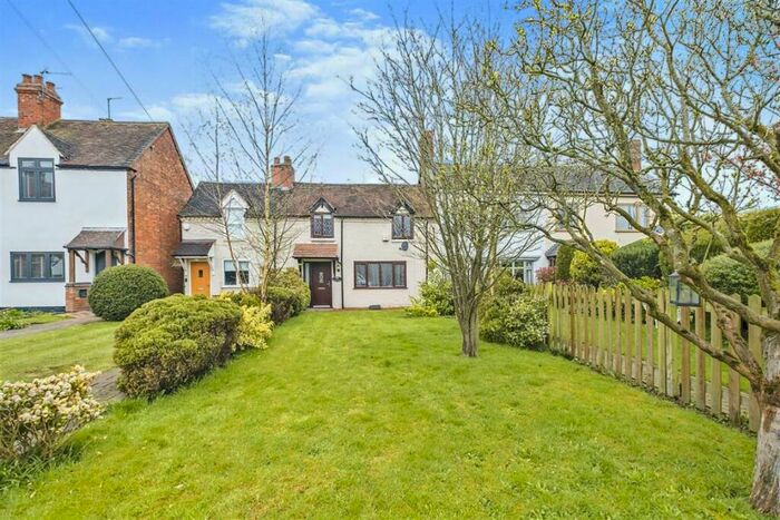 2 Bedroom Semi-Detached House To Rent In Stratford Road, Hockley Heath, Solihull, B94