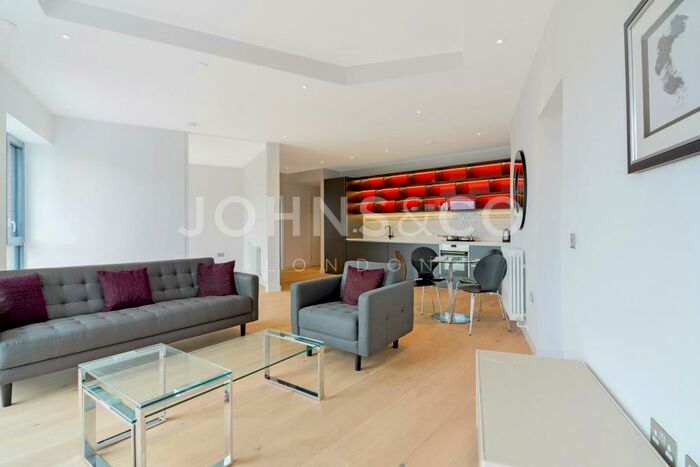 3 Bedroom Apartment To Rent In Java House, London City Island, E14