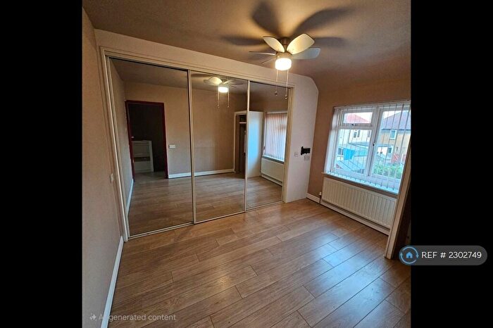 3 Bedroom Terraced House To Rent In Hedgemans Road, Dagenham, RM9