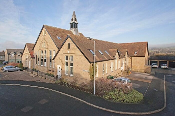 2 Bedroom Flat To Rent In Albert Simmons Way, Burley In Wharfedale, West Yorkshire, LS29