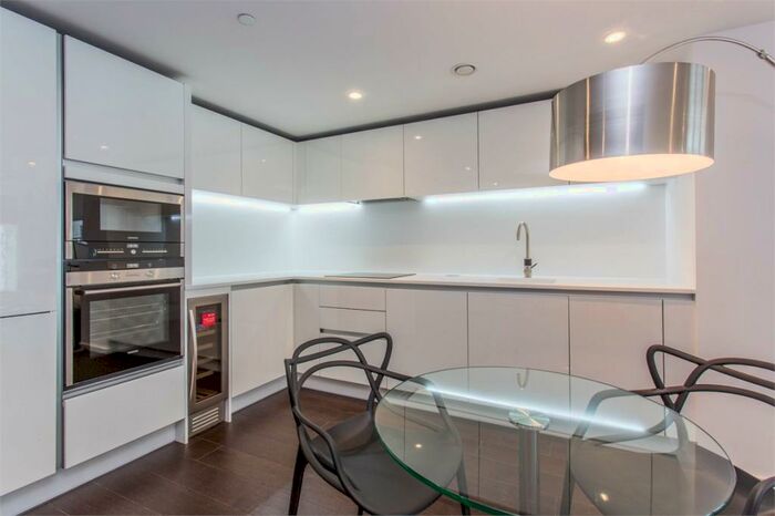 Apartment To Rent In Eagle Point, EC1V