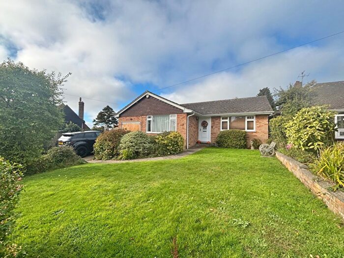 2 Bedroom Detached Bungalow For Sale In Peartree Lane, Bexhill On Sea, TN39
