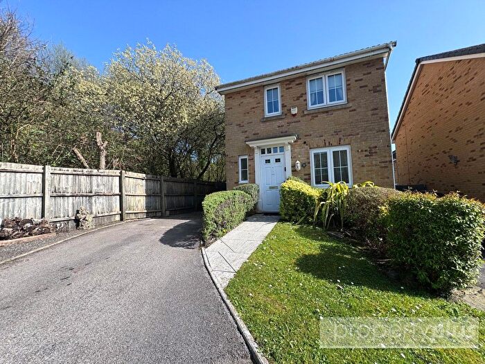 3 Bedroom Detached House For Sale In Heol Dinas Isaf, Williamstown, Tonypandy, CF40