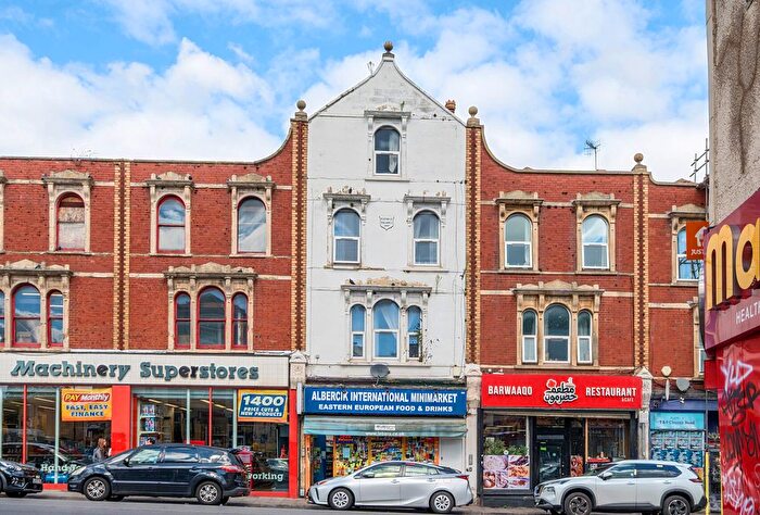 4 Bedroom Terraced House For Sale In Church Road, Bristol, BS5