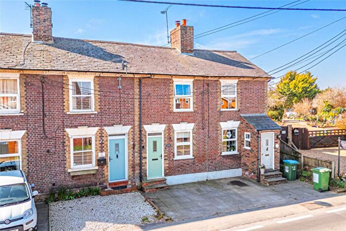 2 Bedroom Terraced House For Sale In Leighton Road, Northall, Buckinghamshire, LU6