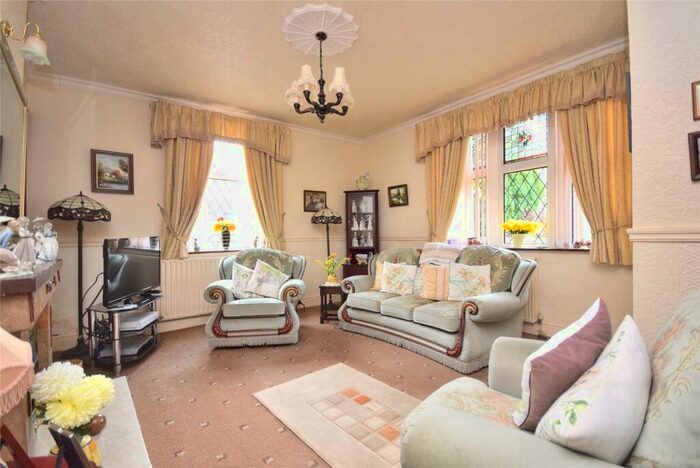2 Bedroom End Of Terrace House For Sale In Chorlton Terrace, Barrow, Clitheroe, Lancashire, BB7