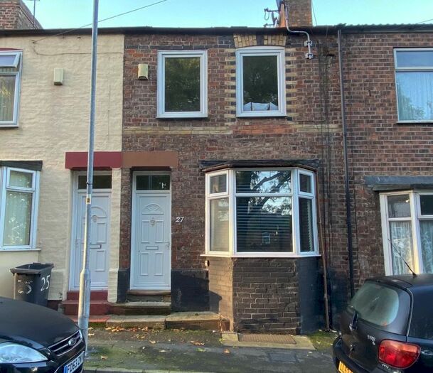 Houses for sale in Perrin Avenue, WA7, Borough of Halton