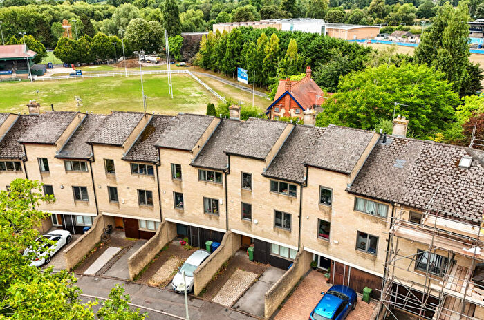 4 Bedroom Terraced House For Sale In Bannister Close, East Oxford, OX4