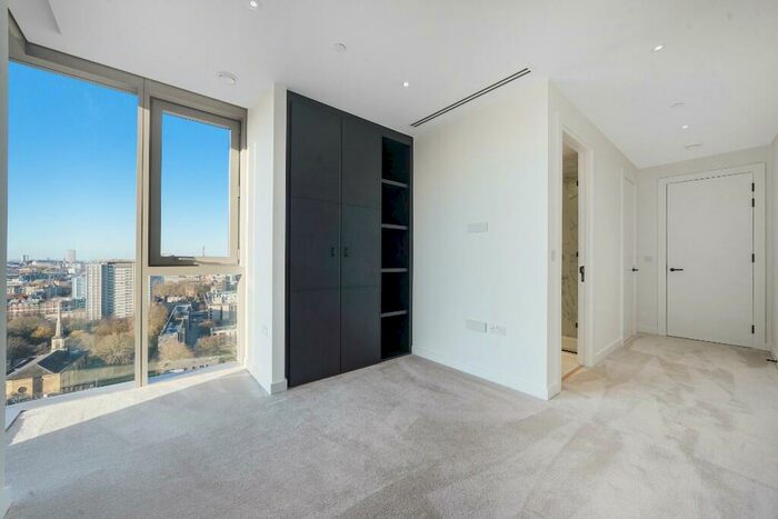 Studio To Rent In Eastern Way, Letchworth Garden City, Hertfordshire, SG6