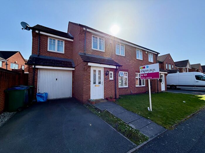 4 Bedroom Semi Detached House To Rent In Lissimore Drive, Tipton, DY4