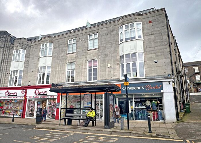 1 Bedroom Penthouse To Rent In East Grinstead, West Sussex, RH19