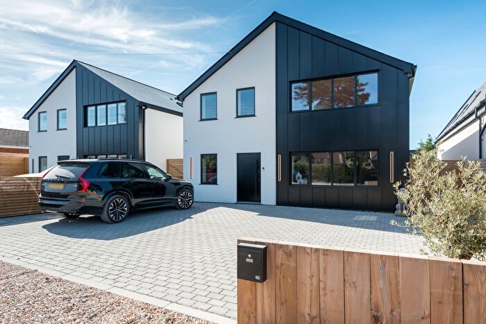 4 Bedroom Detached House For Sale In Hazlemere Road, Seasalter, CT5