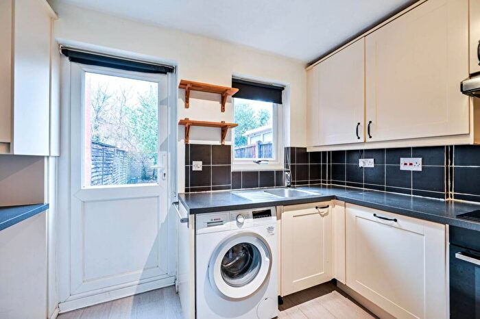 2 Bedroom House To Rent In Hedgerley Court, Goldsworth Park, Woking, GU21